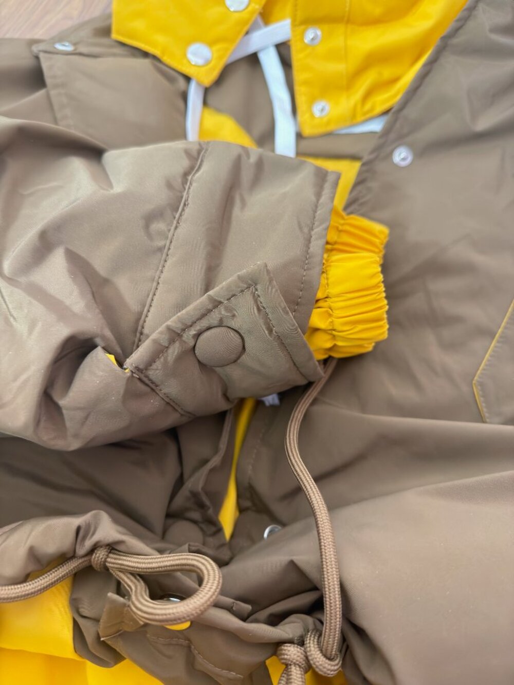 Miu Miu Brown and Yellow Puffer Jacket Small - Picture 4 of 8